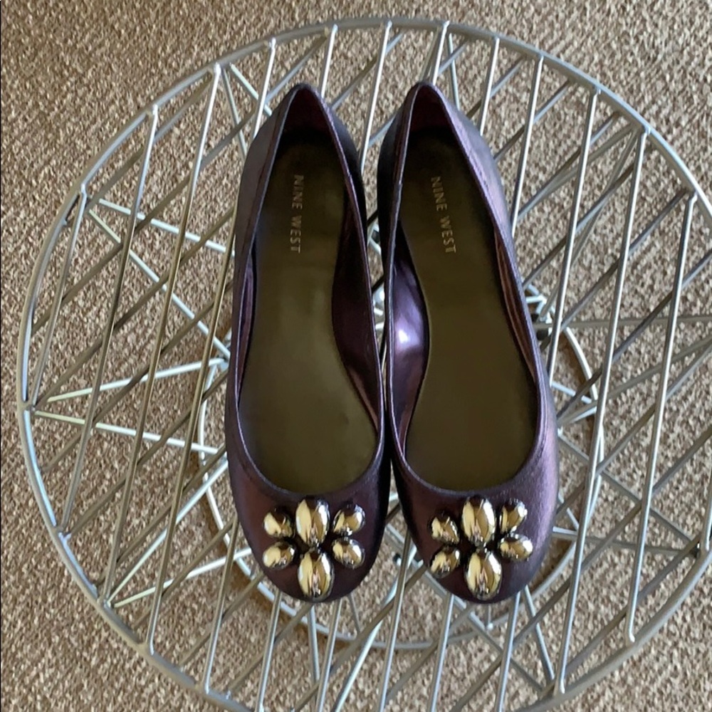Nine West wine leather flats. Size 7 M